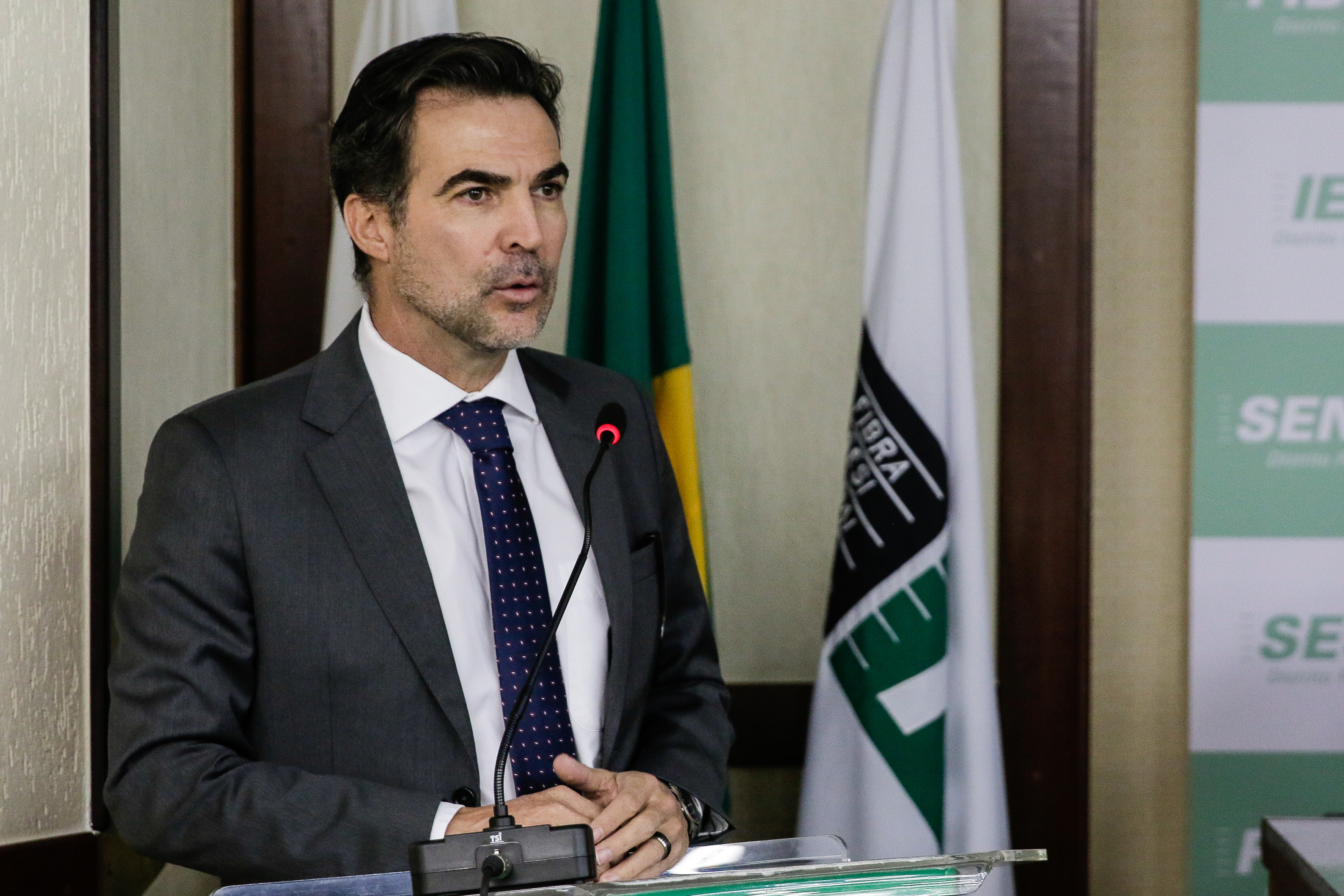 O diretor regional do SENAI-DF, Marco Secco, destaca o perfil empreendedor para o jovem entrar no mercado de trabalho